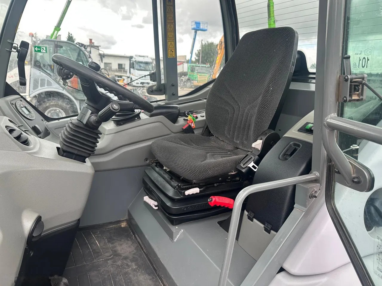 2021 Kramer 5075, 1 056 mth, dovoz Skladem v EU — foto 8 z 16