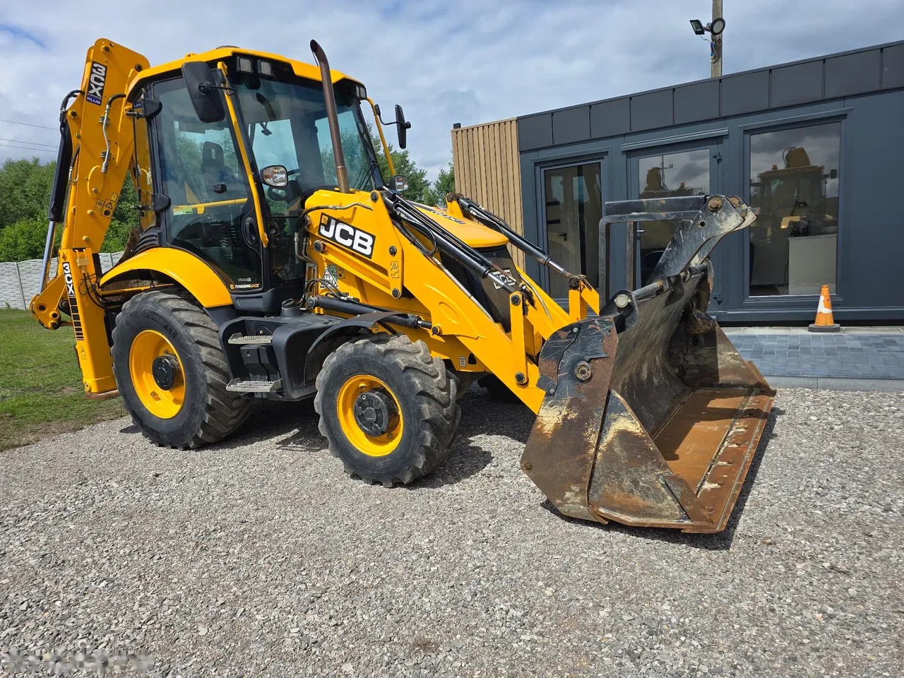 2021 JCB, dovoz Skladem v EU — foto 1
