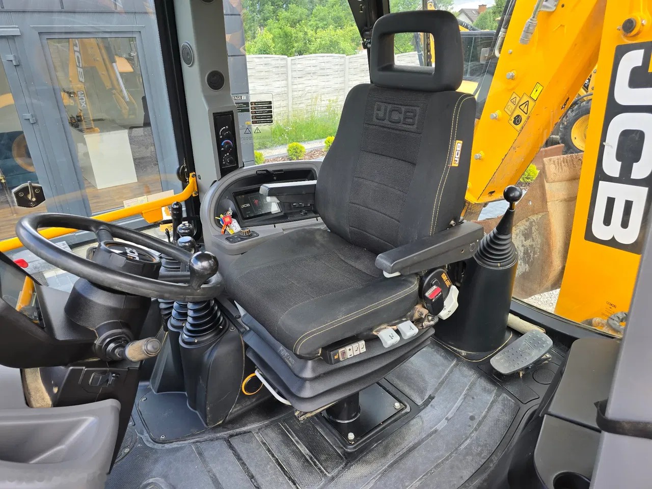 2021 JCB, dovoz Skladem v EU — foto 3 z 17