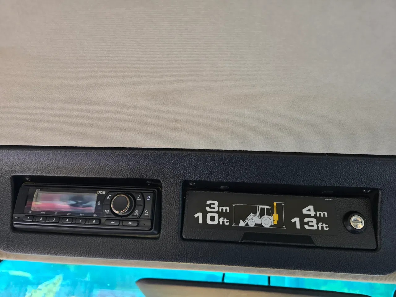 2021 JCB, dovoz Skladem v EU — foto 5 z 17