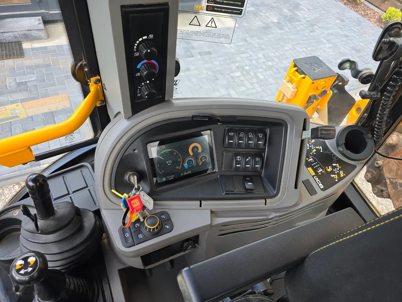 2021 JCB, dovoz Skladem v EU — foto 9 z 17