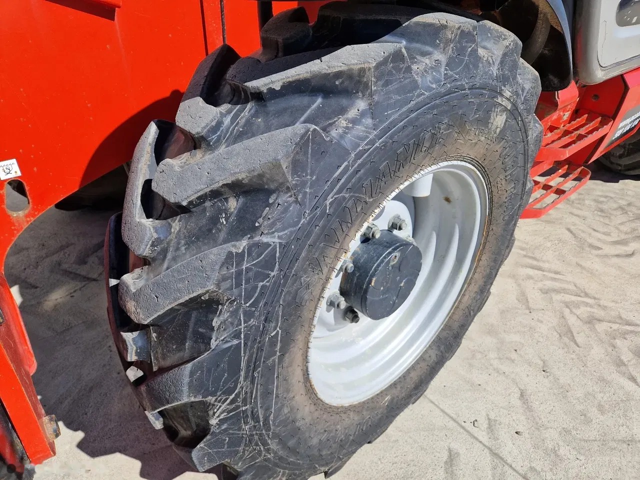 2018 Manitou MT, 4 242 mth, dovoz Skladem v EU — foto 15 z 17