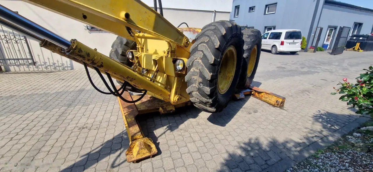 1900 JCB CATERPILLAR, dovoz Skladem v EU — foto 10 z 24