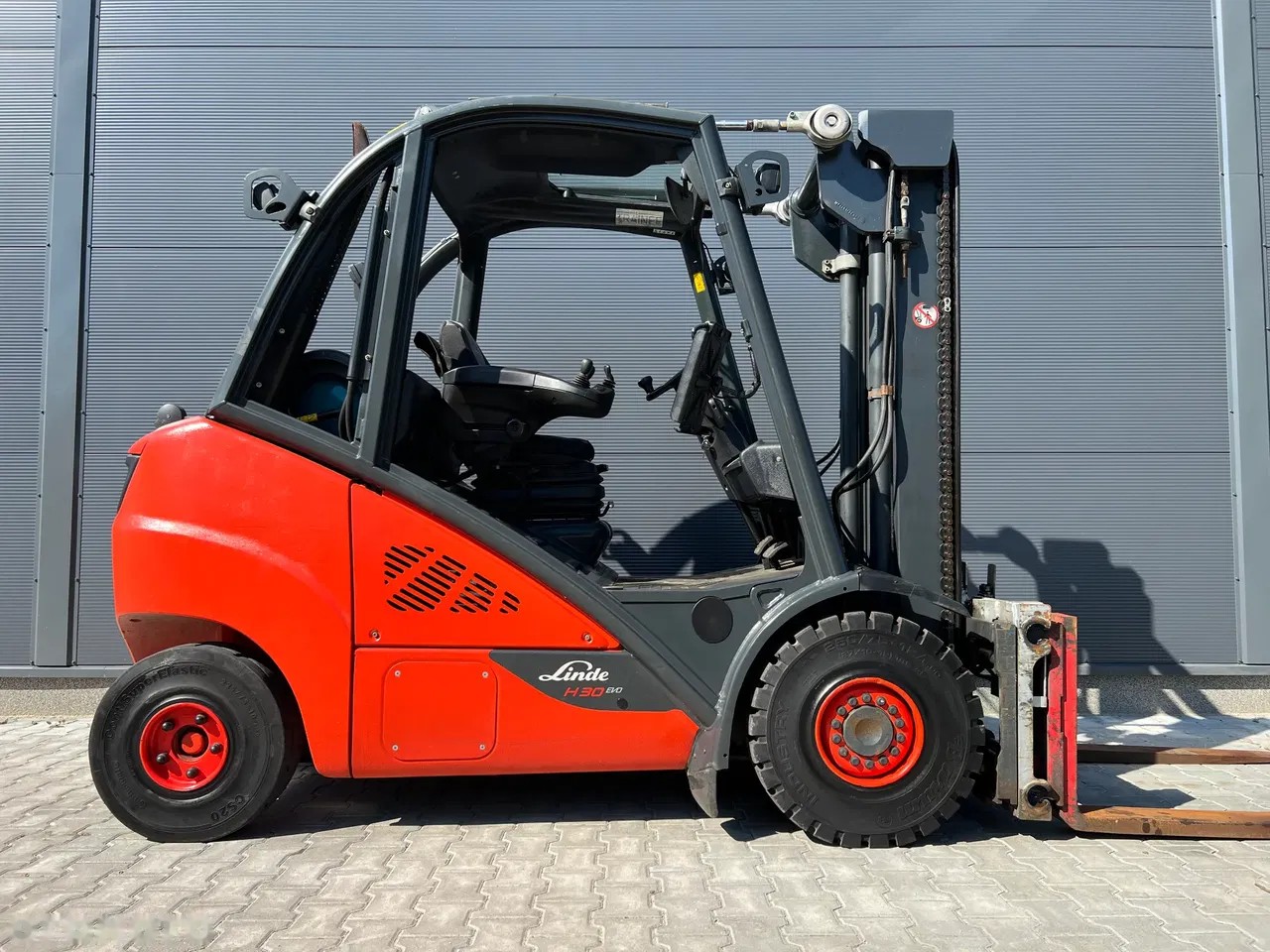 2016 Linde H30T-02, 9 587 mth, dovoz Skladem v EU — foto 2 z 11