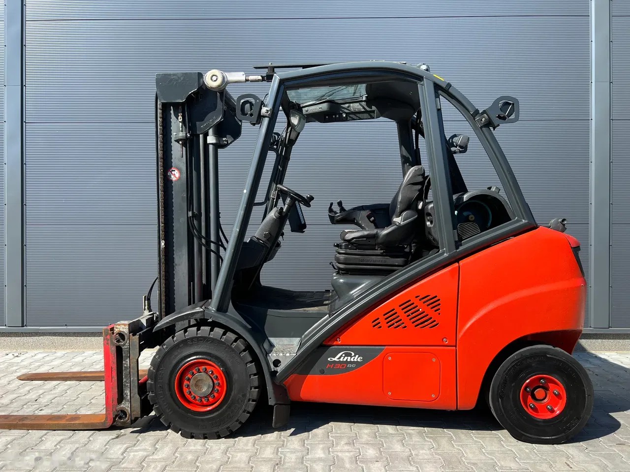 2016 Linde H30T-02, 9 587 mth, dovoz Skladem v EU — foto 9 z 11