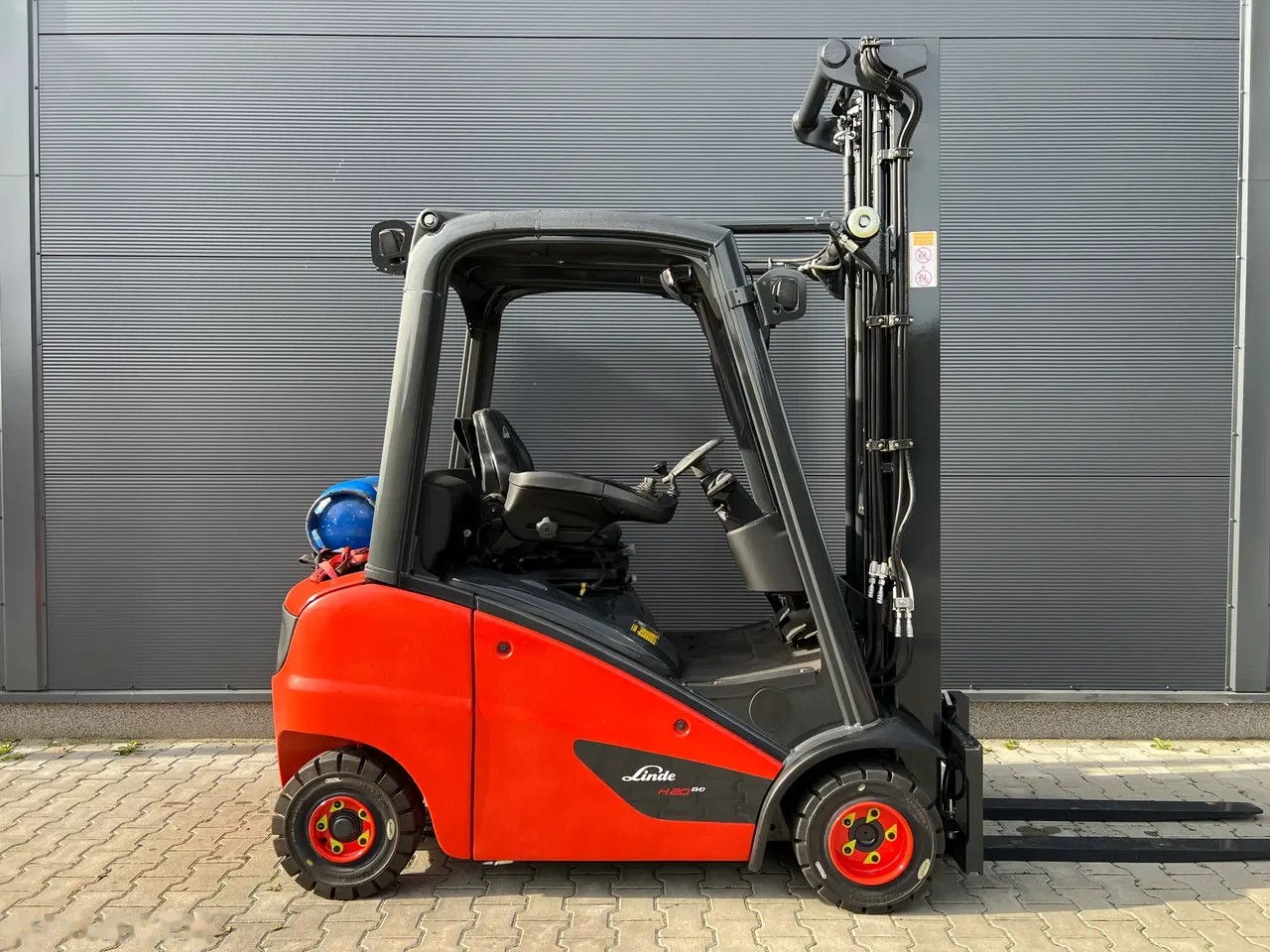 2017 Linde H20T-02, 8 612 mth, dovoz Skladem v EU — foto 2 z 11