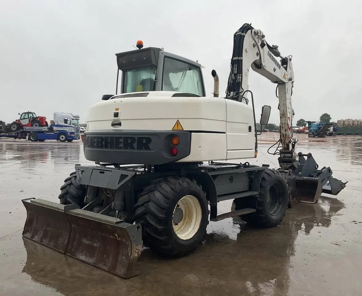2012 Liebherr A309, 9 342 mth, dovoz Skladem v EU — foto 3 z 24