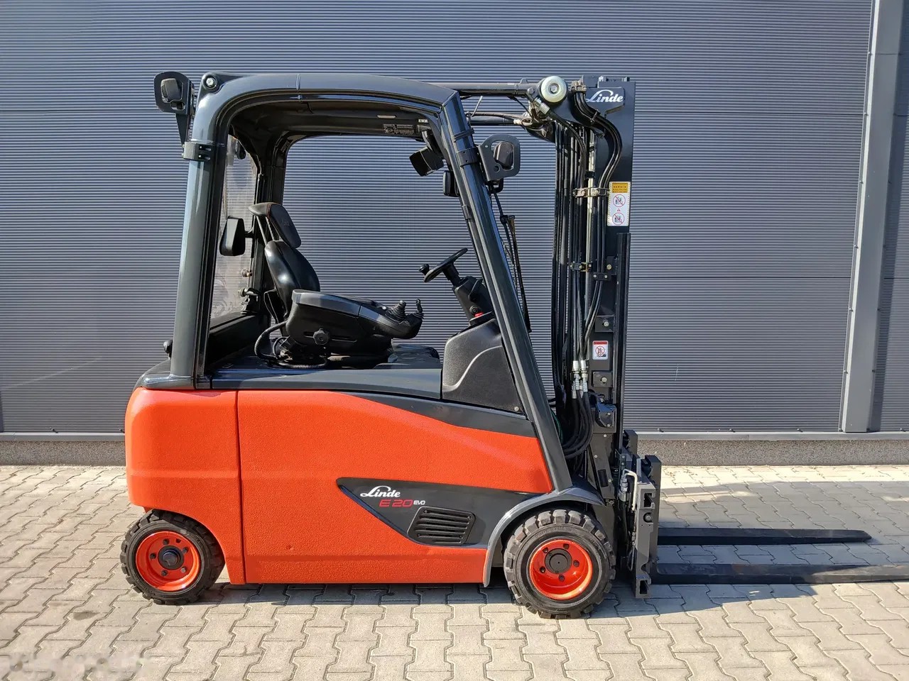2015 Linde E20PHL-02, 9 549 mth, dovoz Skladem v EU — foto 2 z 11