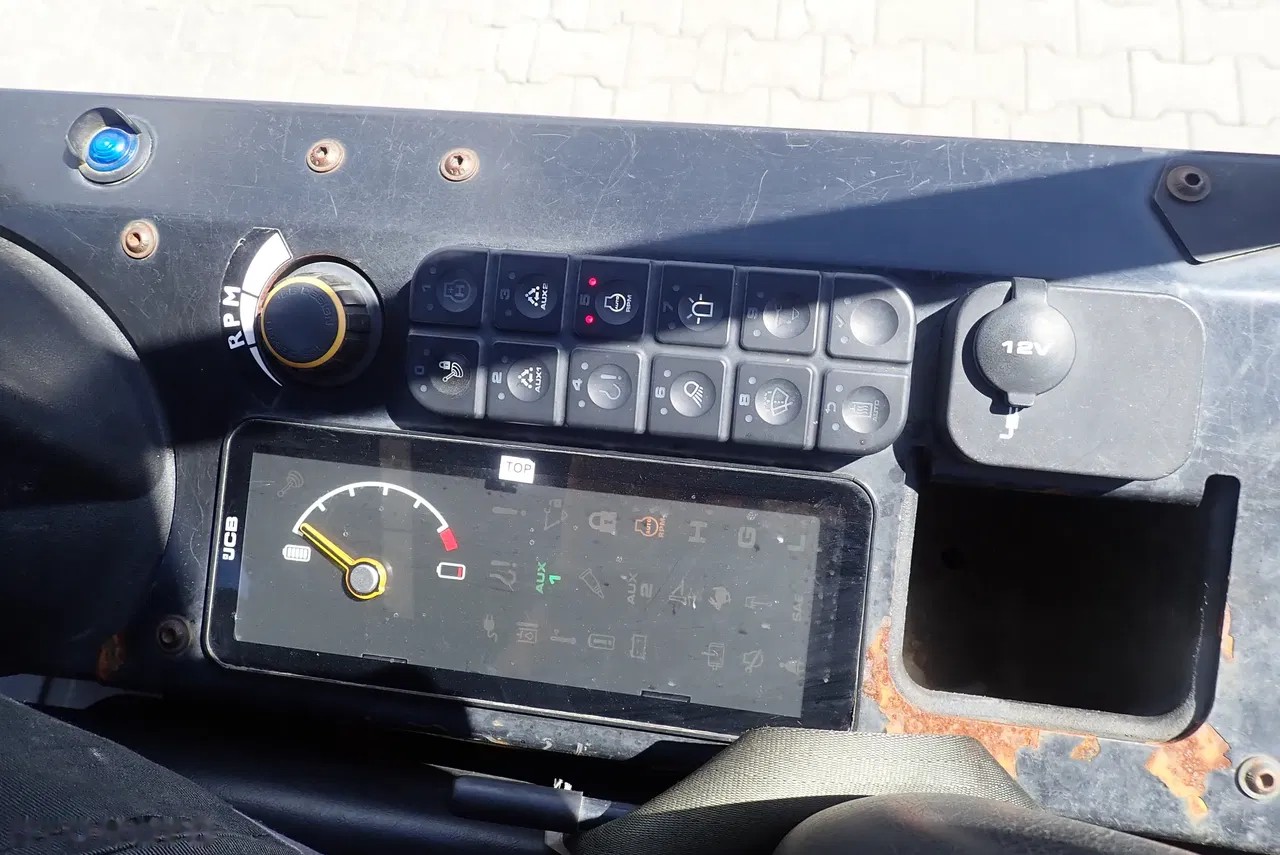 2019 JCB 19C-1 E, 1 017 mth, dovoz Skladem v EU — foto 12 z 19