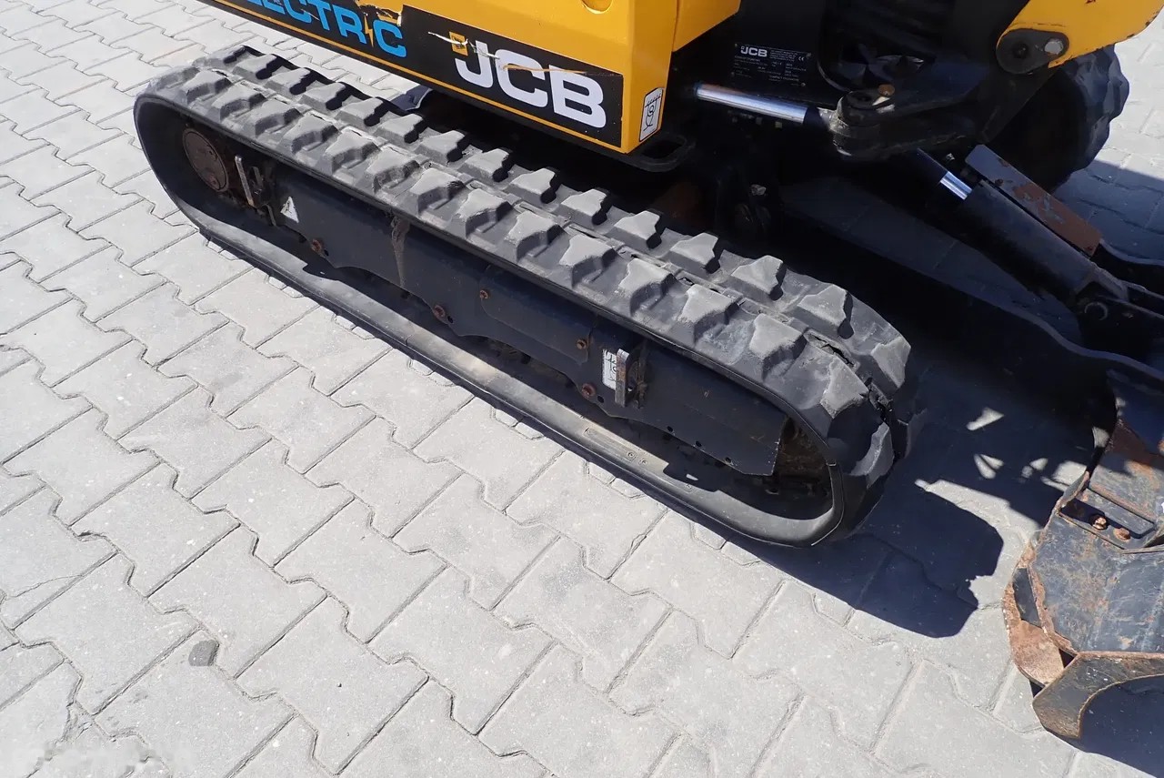 2019 JCB 19C-1 E, 1 017 mth, dovoz Skladem v EU — foto 8 z 19