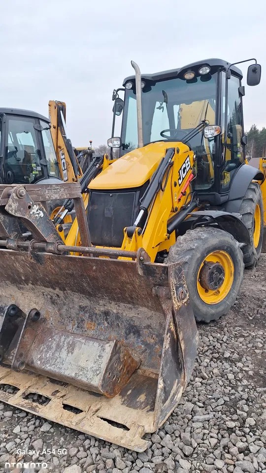 2015 JCB 3CX, 5 220 mth, dovoz Skladem v EU — foto 1