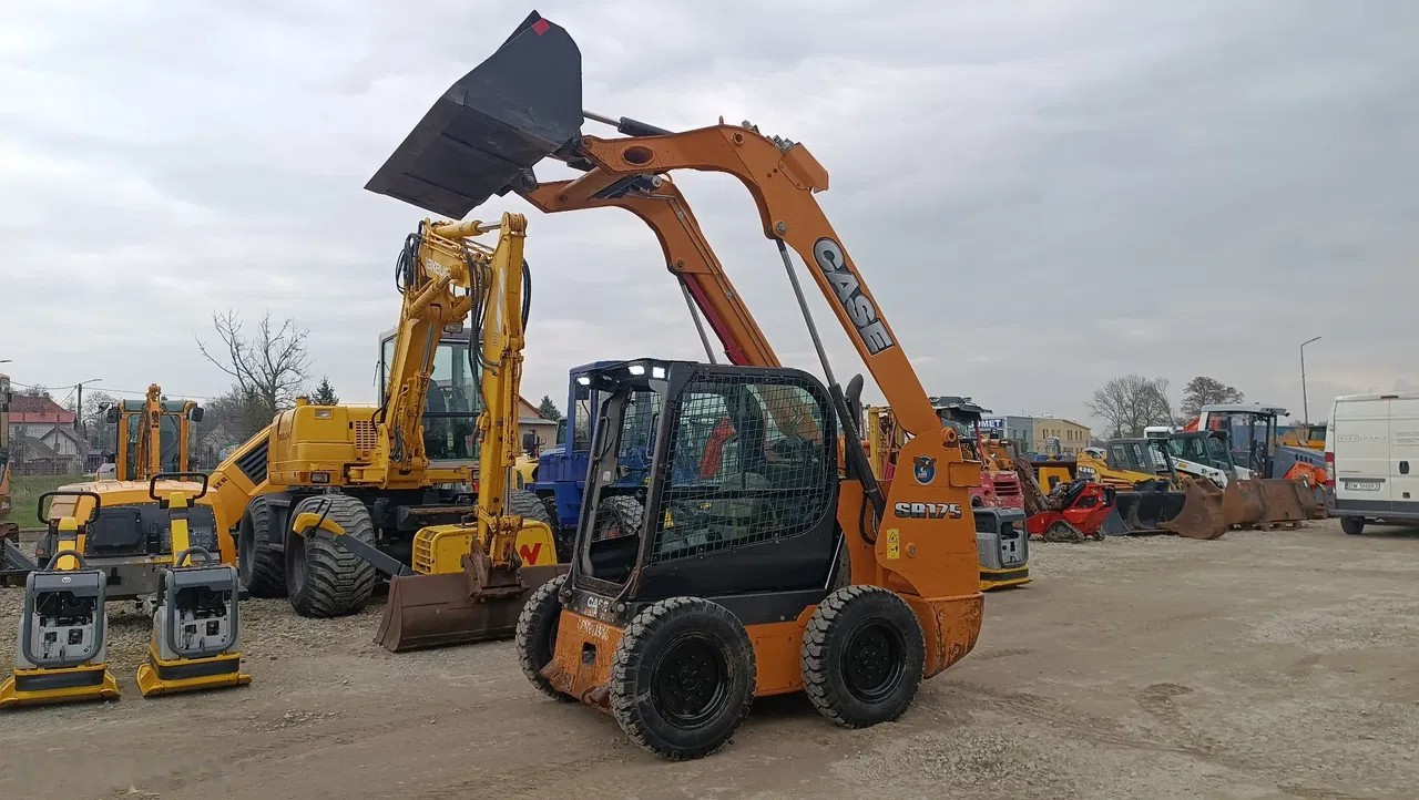 2014 Case SR 175, 3 000 mth, dovoz Skladem v EU — foto 10 z 13