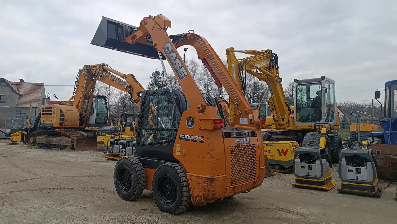 2014 Case SR 175, 3 000 mth, dovoz Skladem v EU — foto 12 z 13