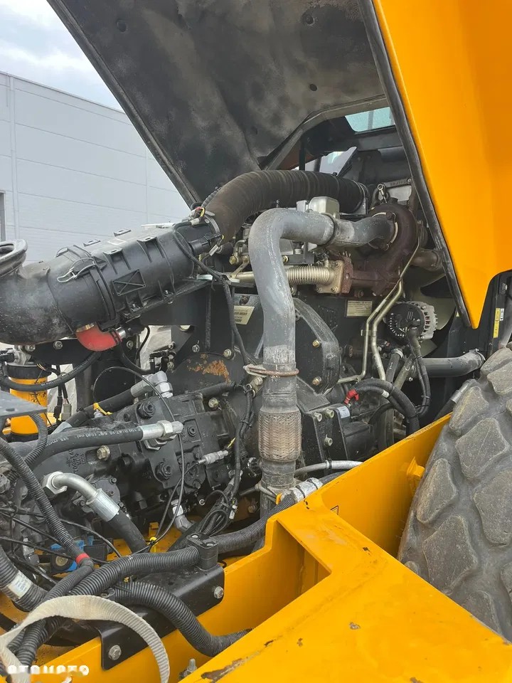 2017 JCB VIBROMAX, 2 849 mth, dovoz Skladem v EU — foto 3 z 24