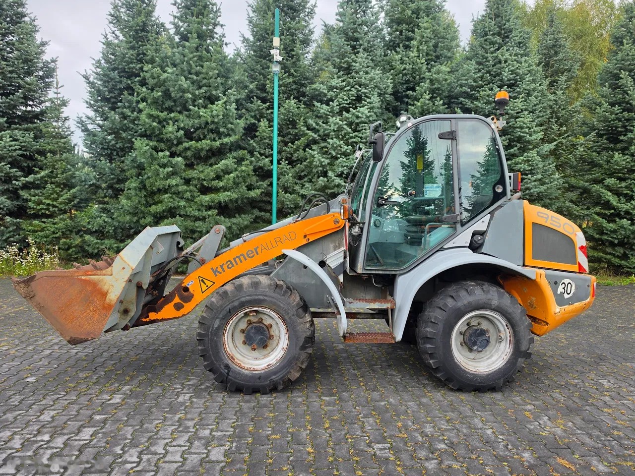 2009 Kramer 950, 3 200 mth, dovoz Skladem v EU — foto 1