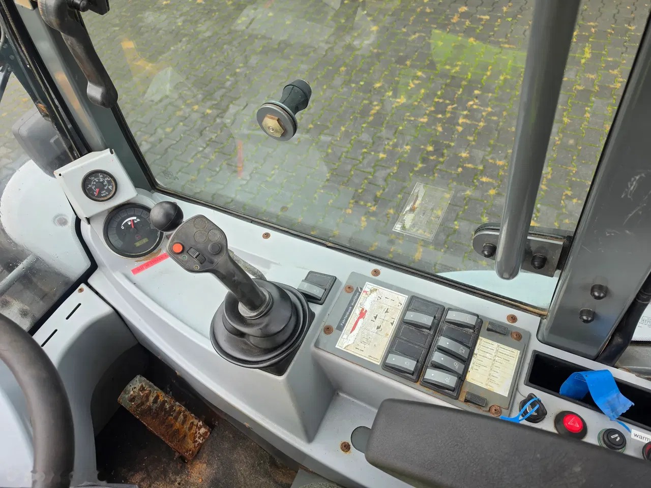 2009 Kramer 950, 3 200 mth, dovoz Skladem v EU — foto 11 z 24