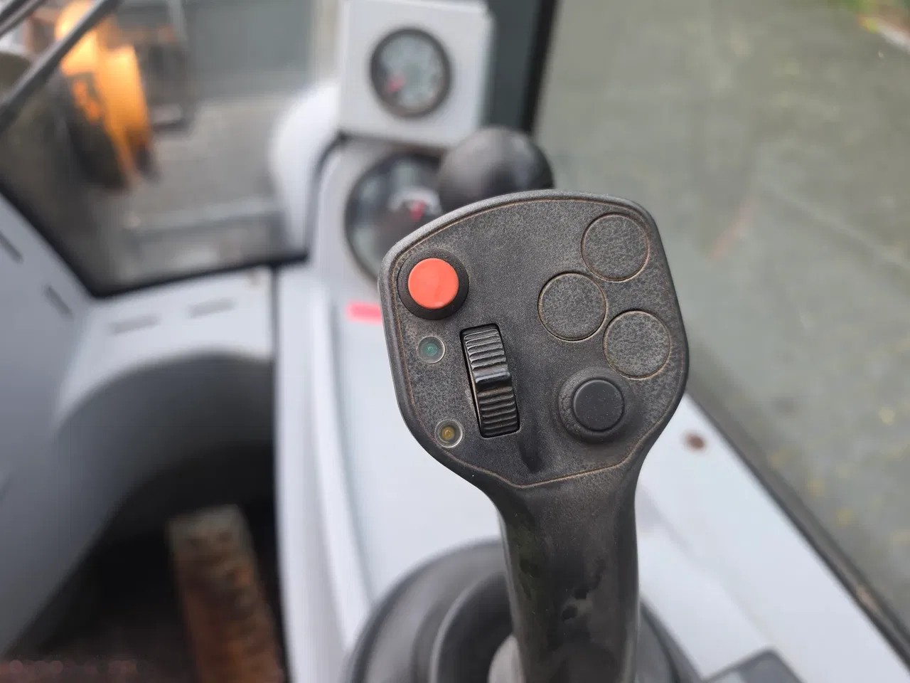 2009 Kramer 950, 3 200 mth, dovoz Skladem v EU — foto 12 z 24