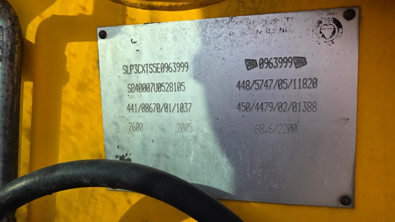 2005 JCB, 10 453 mth, dovoz Skladem v EU — foto 9 z 9