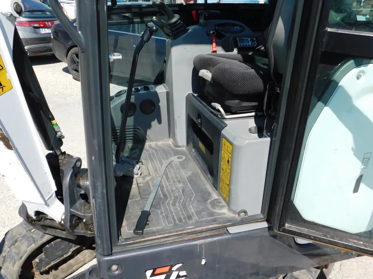 2023 Bobcat E19, 690 mth, dovoz Skladem v EU — foto 10 z 11
