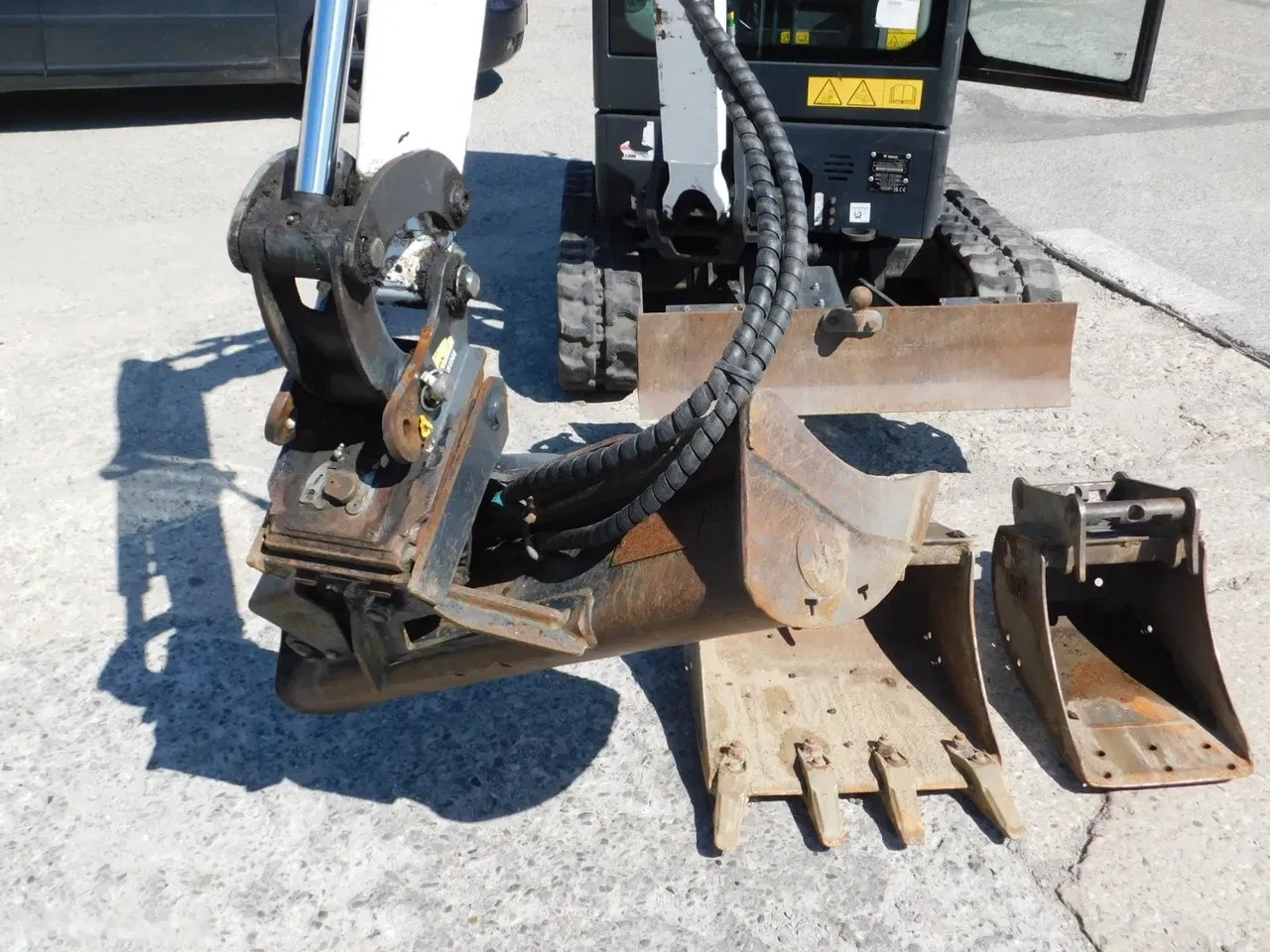 2023 Bobcat E19, 690 mth, dovoz Skladem v EU — foto 4 z 11