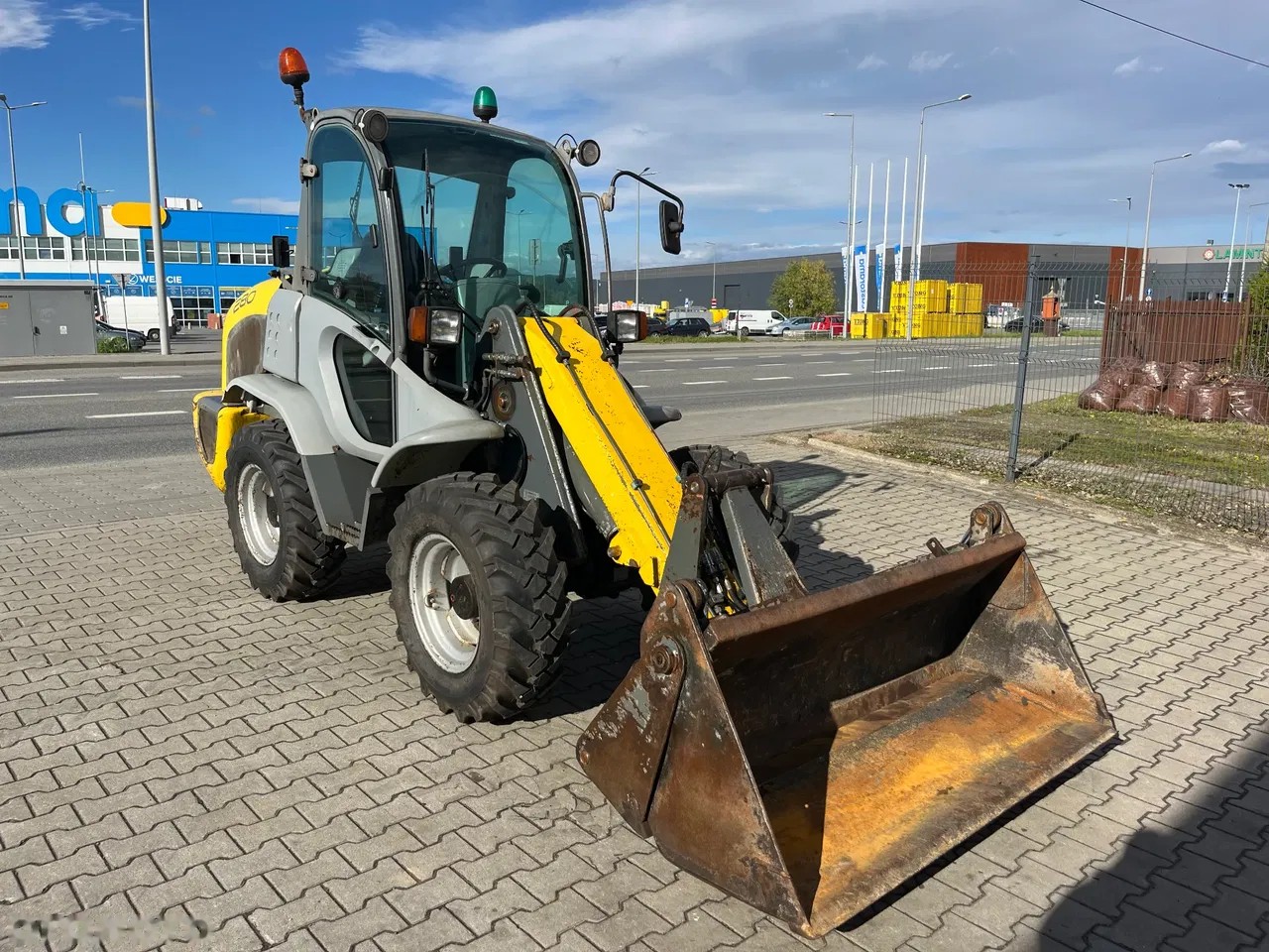 2009 Kramer 280, 8 431 mth, dovoz Skladem v EU — foto 2 z 24