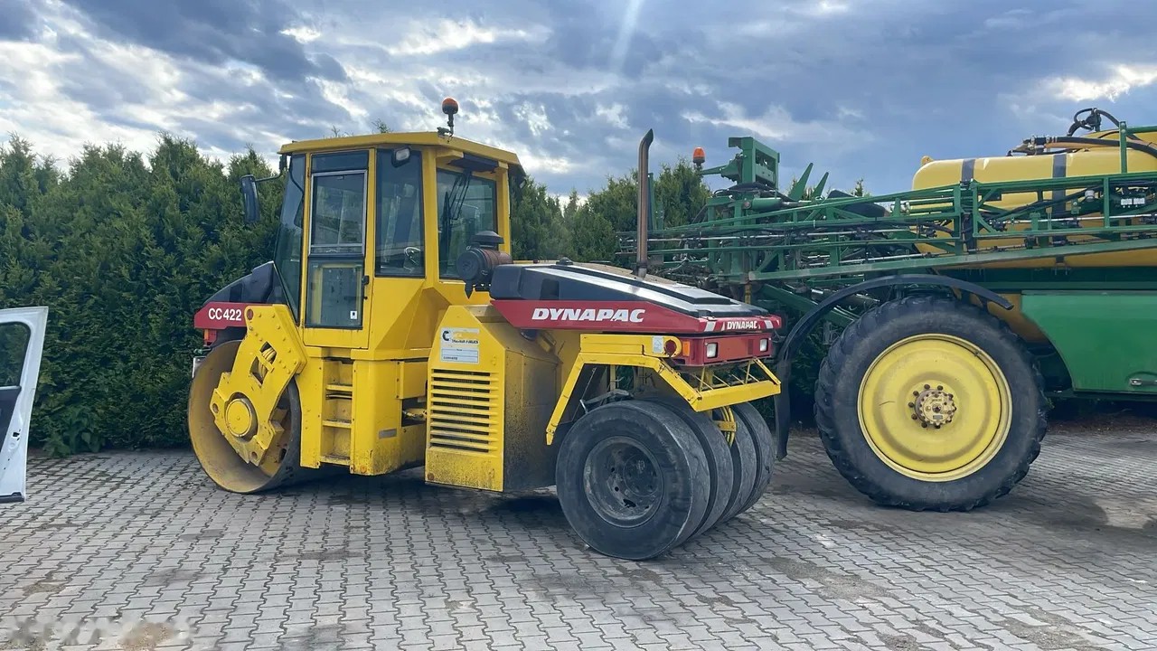 2001 Dynapac CC4220, 4 700 mth, dovoz Skladem v EU — foto 1
