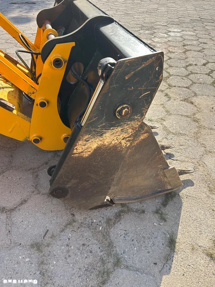 2012 JCB 4 CX, 8 005 mth, dovoz Skladem v EU — foto 12 z 15