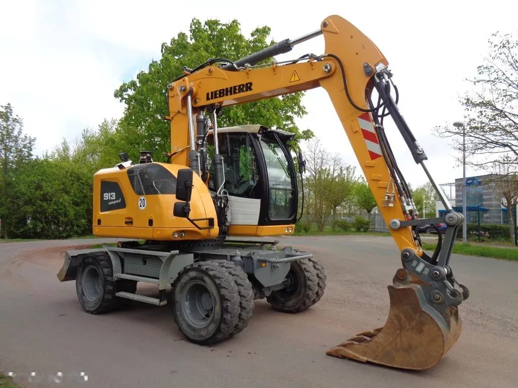 2021 Liebherr 913, 3 335 mth, dovoz Skladem v EU — foto 13 z 19