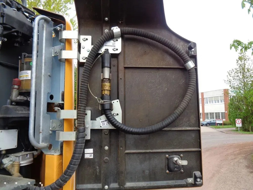 2021 Liebherr 913, 3 335 mth, dovoz Skladem v EU — foto 3 z 19