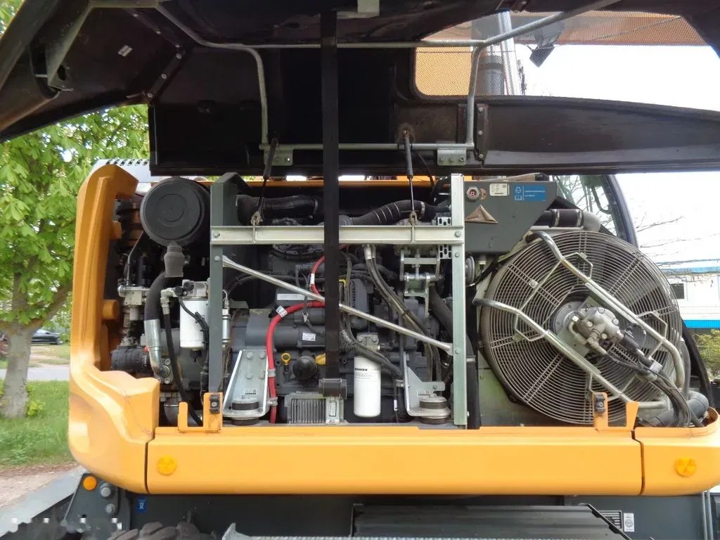 2021 Liebherr 913, 3 335 mth, dovoz Skladem v EU — foto 5 z 19