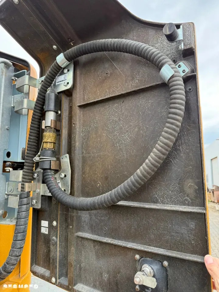 2021 Liebherr 913, 3 335 mth, dovoz Skladem v EU — foto 8 z 19