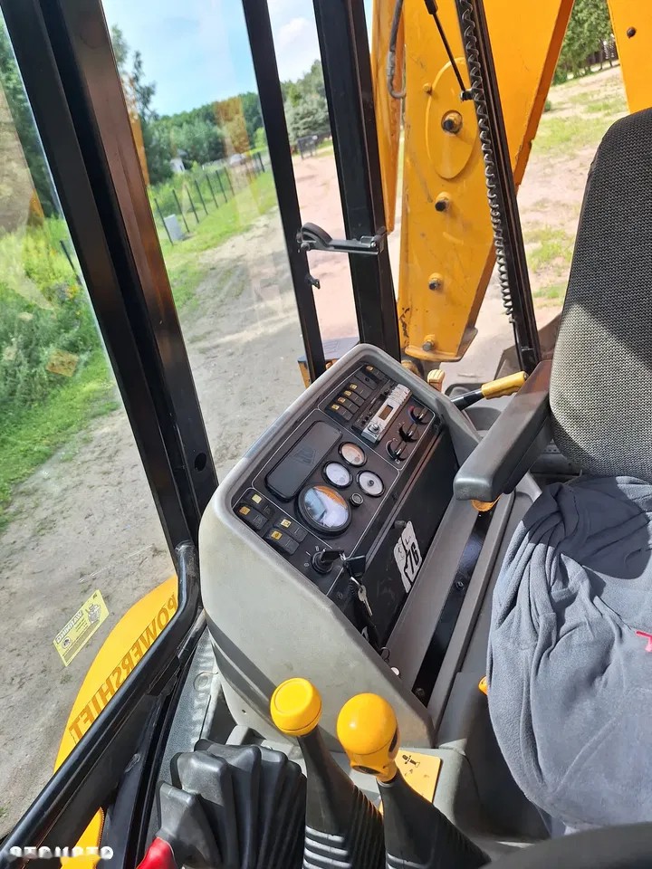 2002 JCB 3CX, dovoz Skladem v EU — foto 6 z 7