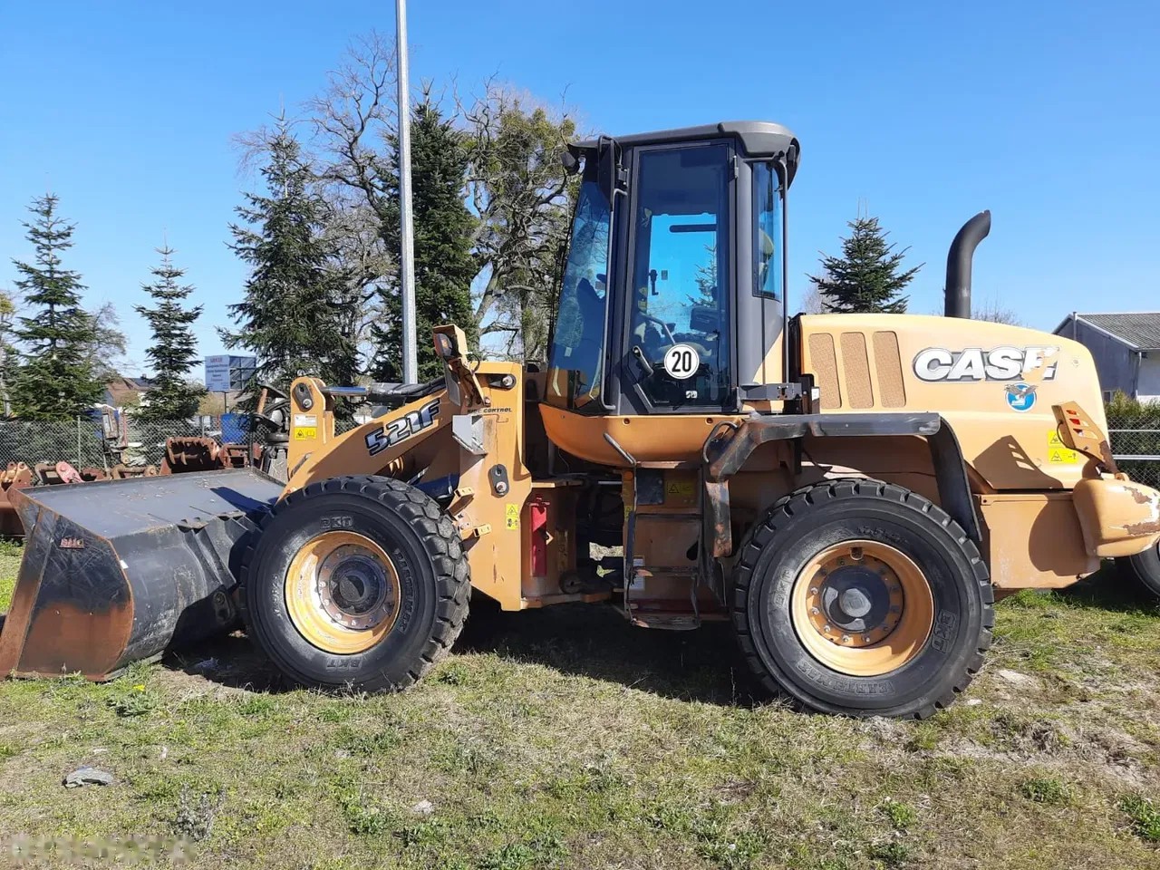 2016 Case 521, 9 600 mth, dovoz Skladem v EU — foto 15 z 15