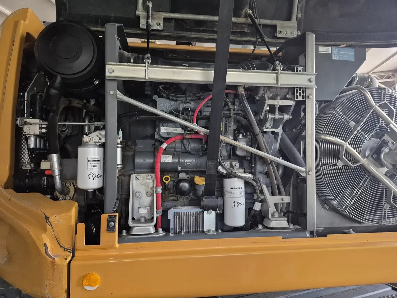 2018 Liebherr 910, dovoz Skladem v EU — foto 15 z 19