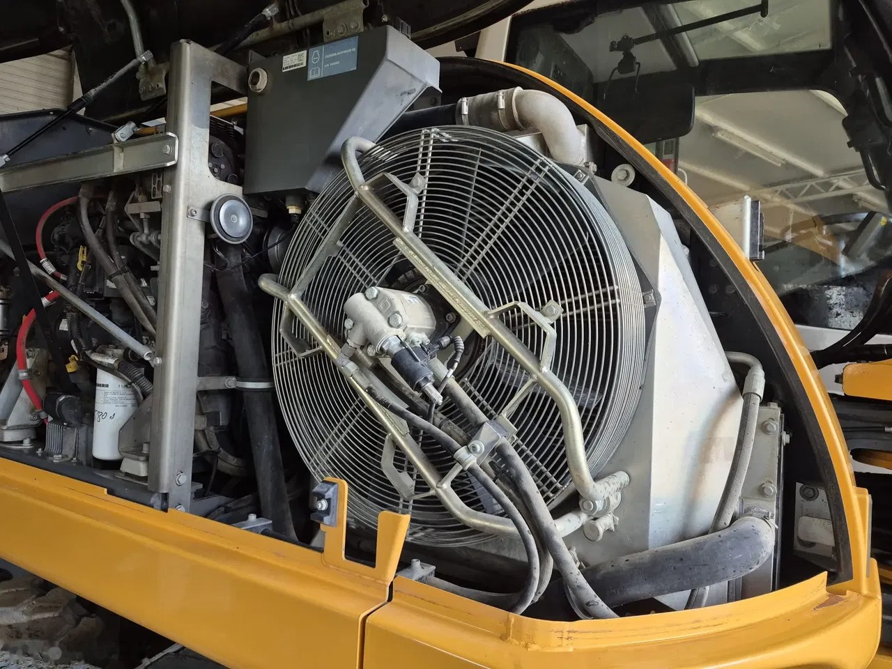 2018 Liebherr 910, dovoz Skladem v EU — foto 16 z 19