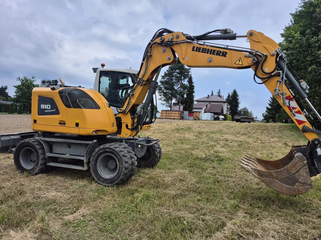 2018 Liebherr 910, dovoz Skladem v EU — foto 2 z 19