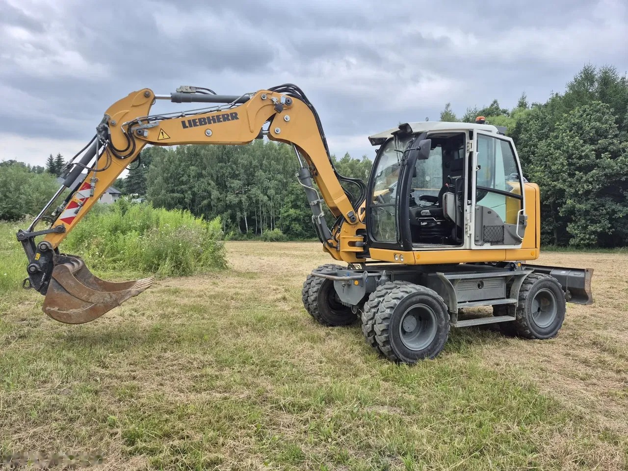 2018 Liebherr 910, dovoz Skladem v EU — foto 5 z 19