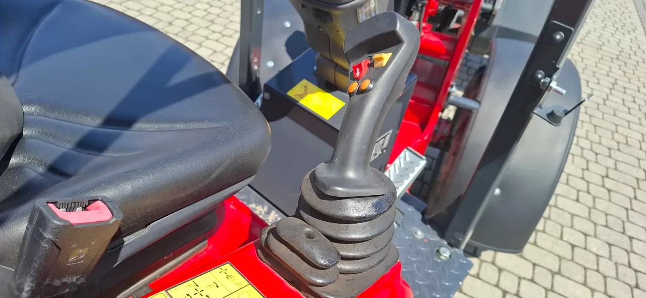 2022 Schaffer 3630, dovoz Skladem v EU — foto 7 z 12