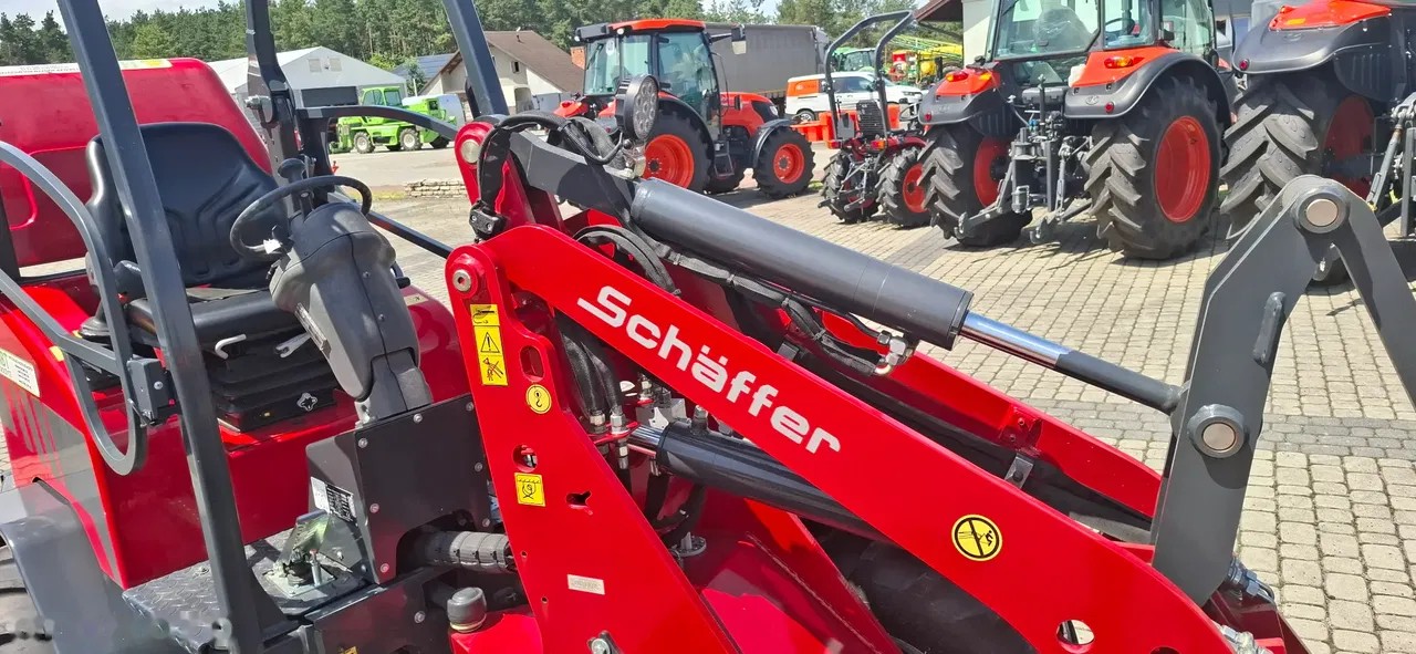 2022 Schaffer 3630, dovoz Skladem v EU — foto 9 z 12