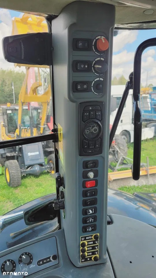 2016 Valtra S274, 1 076 mth, dovoz Skladem v EU — foto 16 z 19