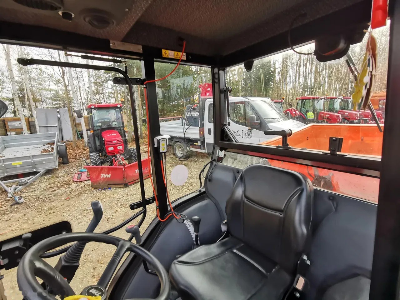 2017 Tym TE40, 390 mth, dovoz Skladem v EU — foto 12 z 16