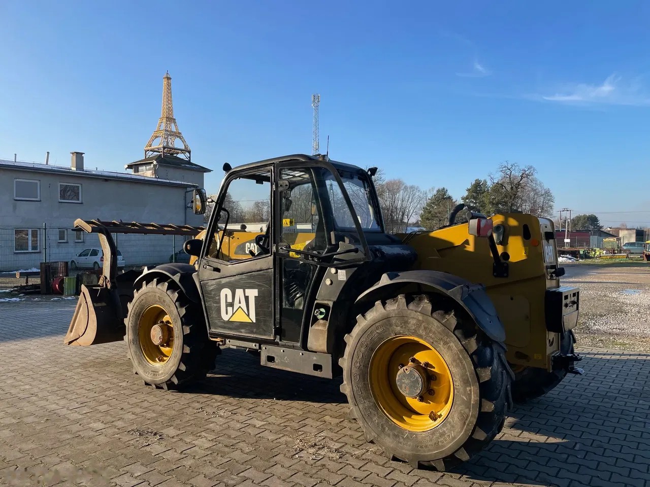 2011 Caterpillar TH 337, dovoz Skladem v EU — foto 3 z 17