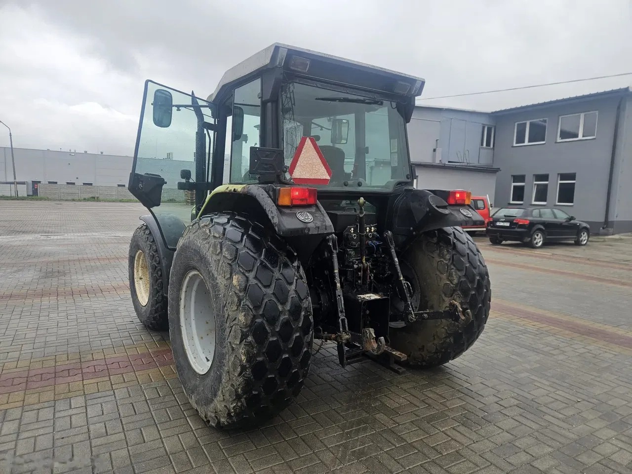 2004 Hurlimann XT 85, 9 031 mth, dovoz Skladem v EU — foto 4 z 10