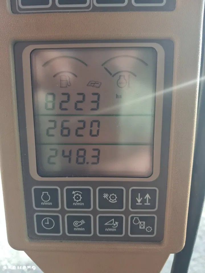 2000 John Deere, 2 620 mth, dovoz Skladem v EU — foto 8 z 8