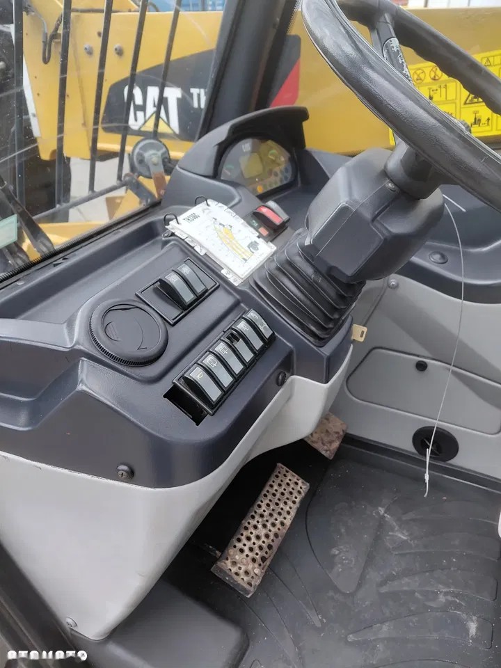 2012 Caterpillar TH336, 7 599 mth, dovoz Skladem v EU — foto 10 z 13