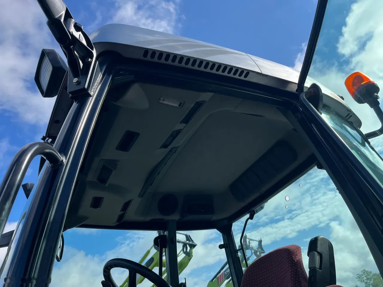 2007 Mccormick CX, 8 175 mth, dovoz Skladem v EU — foto 15 z 20