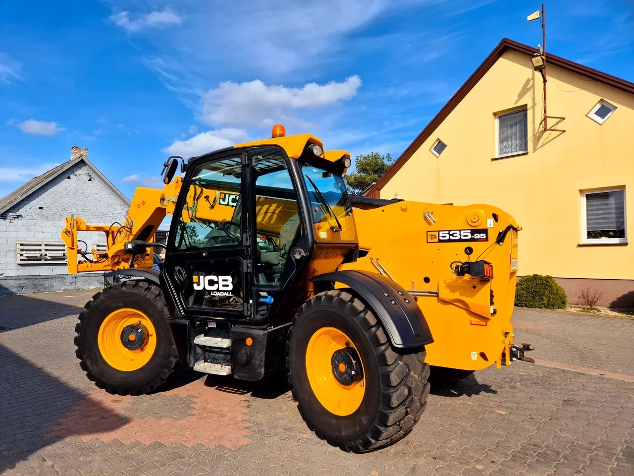 2019 JCB 535, 6 400 mth, dovoz Skladem v EU — foto 3 z 15
