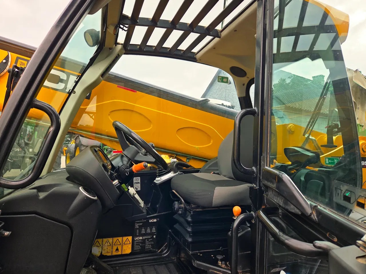 2019 JCB 535, 6 400 mth, dovoz Skladem v EU — foto 4 z 15