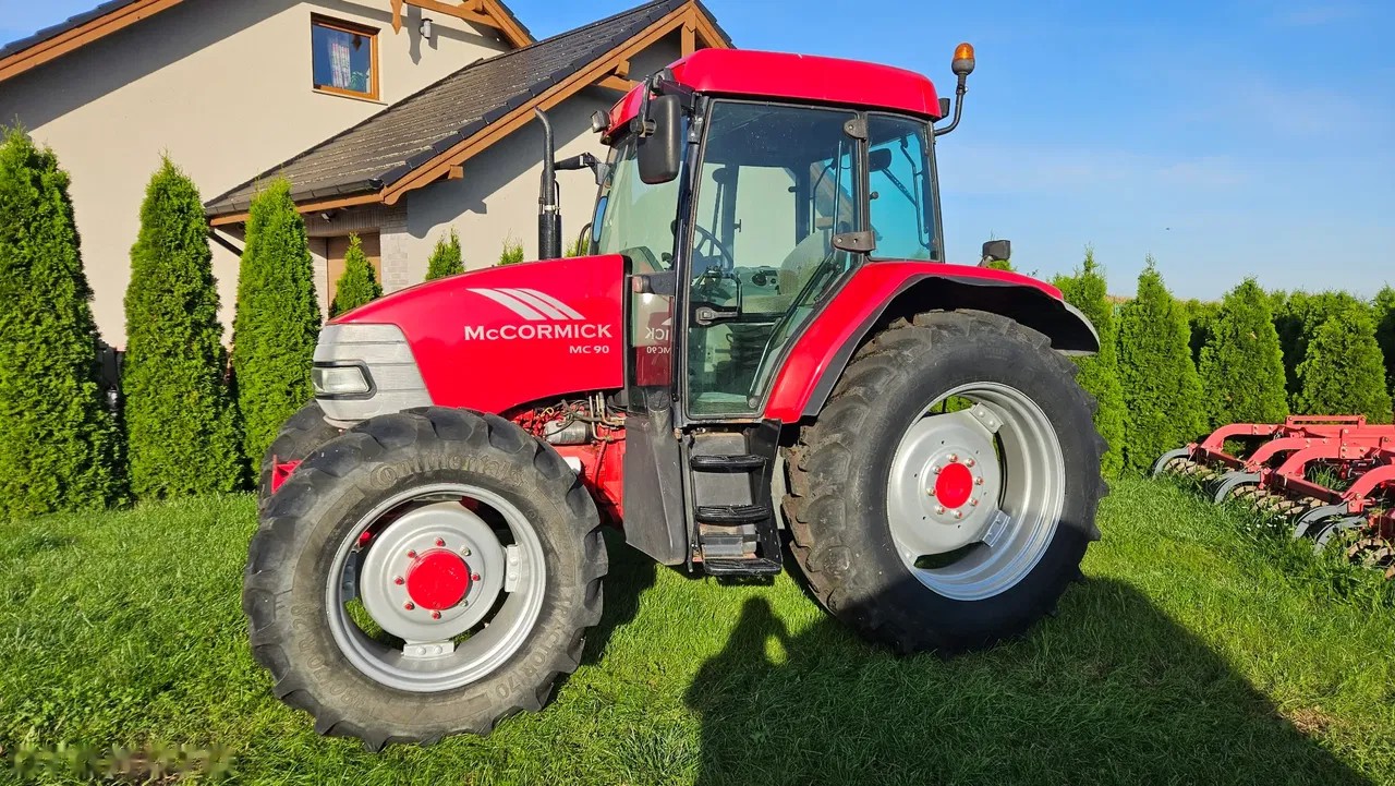2002 Mccormick MC90, 8 000 mth, dovoz Skladem v EU — foto 10 z 17