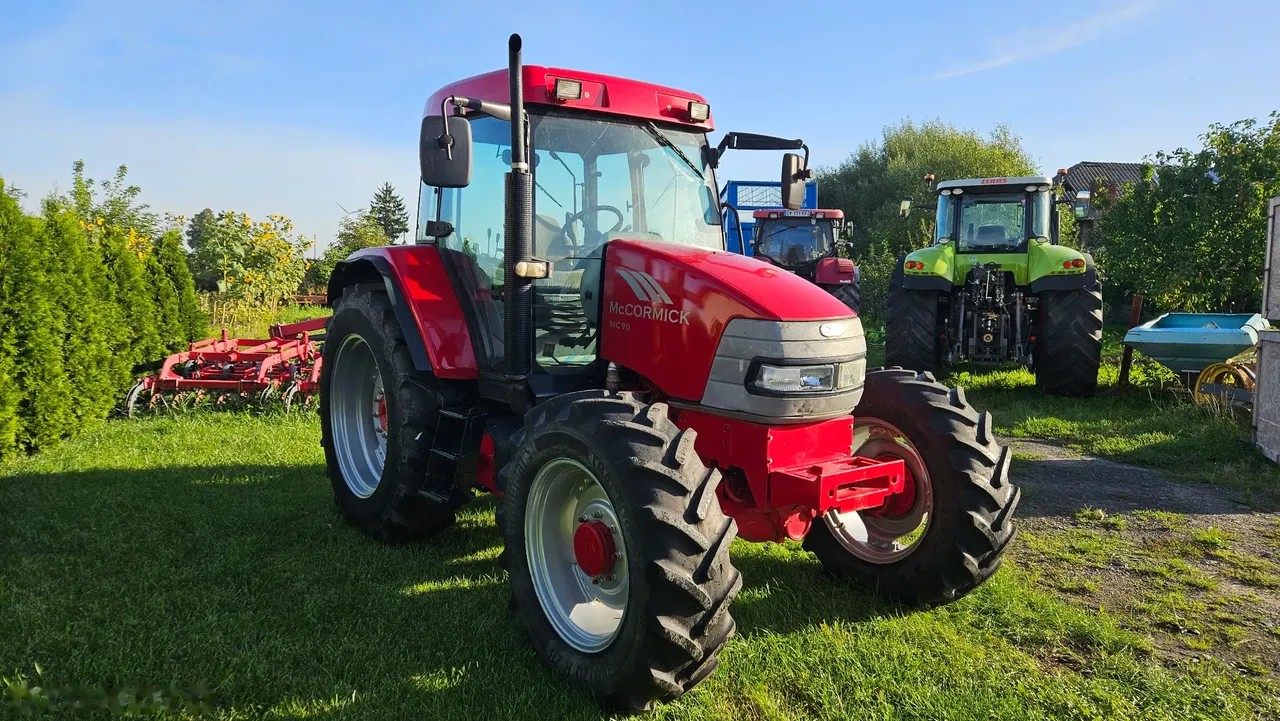2002 Mccormick MC90, 8 000 mth, dovoz Skladem v EU — foto 11 z 17